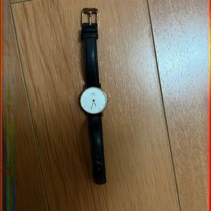Daniel wellington watch small size small wrist 24mm